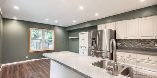 Beautiful Townhouse In Naperville Gallery 10