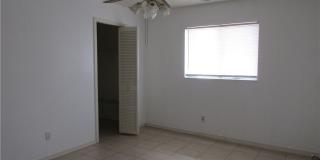 1218 NE 8th Terrace Gallery 19
