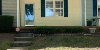 330 Commons Dr Gallery 1