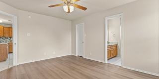 4703 Stonehaven Drive Gallery 10