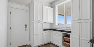 Luxurious Herriman 6 Bed with Indoor Court, Theater & Stunning Views!!! Gallery 28