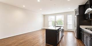 23451 EPPERSON Square Gallery 17