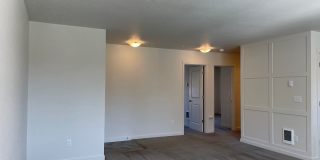 C221-Daybreak Gardens Apartments Gallery 31