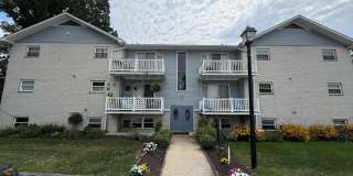 17 WARREN LODGE Court Gallery 1
