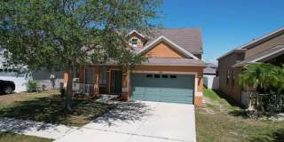 4 Bedroom - 2.5 Bath - Two Story - Large Patio Gallery 1