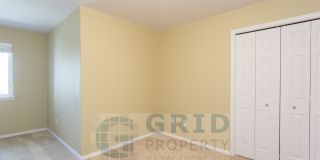Spacious 3 Bedroom, 2.5 Bath Townhome Available in Hillsboro - 2 Car Garage! Spacious 3 Bedroom, 2.5 Bath Townhome Available in Hillsboro - 2 Car Garage! Gallery 16