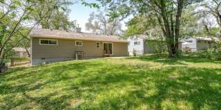 Charming 3 Bed / 1 Bath Home with 1-Car Garage in South Kansas City! Gallery 13