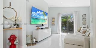 18755 SW 27th Ct Gallery 10