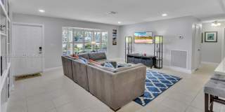 222 SE 11th Ct Gallery 4