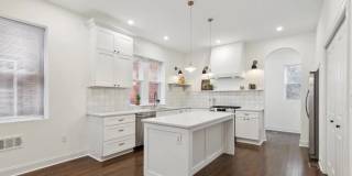 5516 CEDAR Avenue Gallery 17