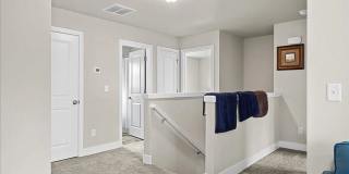 Spacious 3BR/2.5BA Furnished Townhome | Pet-Friendly with Large Fenced Yard & Ample Parking Gallery 4