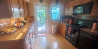 Spacious 3BR House in Lake Worth Beach Gallery 13