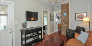 Quaint One Bedroom House close to U of L, Germantown & Downtown Gallery 8