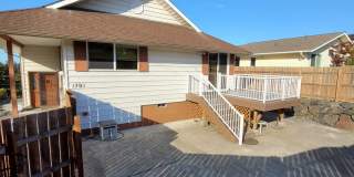 1701 E. 4th Street, Port Angeles, WA 98362 Gallery 1
