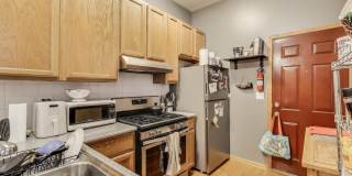 1509 W Thomas Street unit: 2R Gallery 3