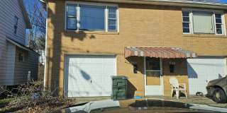 1629 Spring Ave Ne Gallery 1