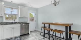 12 Mariner Way Gallery 13