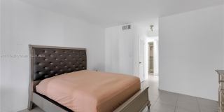 1351 NE Miami Gardens Dr Gallery 17