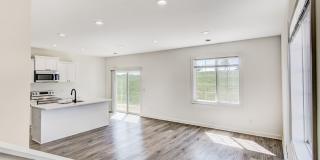 3 Bedroom Town Home Gallery 7