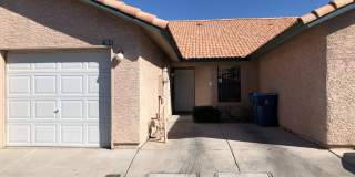Beautiful Single Story Townhome - Available for Immediate Move In! Gallery 1