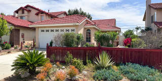 NEW REMODELED 2 Bd/ 1 Ba Home Gallery 1