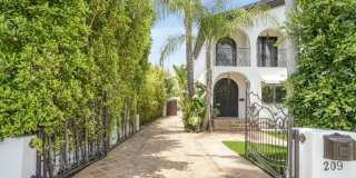 209 N Doheny Dr Gallery 3