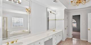 235 Summerhouse Lane Gallery 32