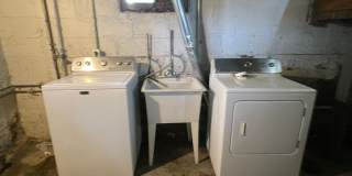 Spacious Home Near U-M | Large Bedrooms, Porches & In-Unit Laundry Spacious Home Near U-M | Large Bedrooms, Porches & In-Unit Laundry Gallery 23