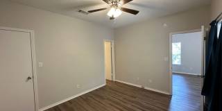 Recently renovated 1 bedroom 1 bath condo for rent in Riverwalk! Gallery 9