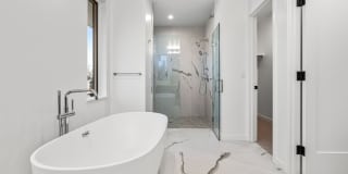 LUXURY LIVING 5 Bed 5 Bath New Home Located In Boulder- Available now! Gallery 18