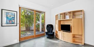 450 Victoria Ter Gallery 36