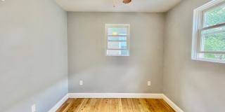 2027 Watts Street Gallery 23