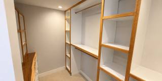 670 Hoene Street Gallery 9