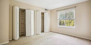 9712 Kingsbridge Dr Apt 303 Gallery 16