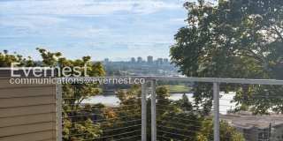 560 McGraw Street Gallery 23
