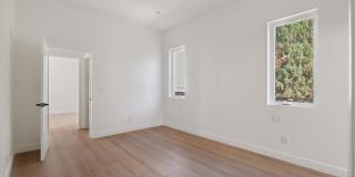 10558 Encino Avenue Gallery 15