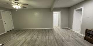 500 W Burrell Gallery 20