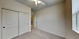 4703 E Waterman Street Gallery 17