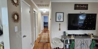 1543 Grove Street Gallery 15