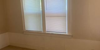 2 bed 1 bath for lease near downtown Gallery 8