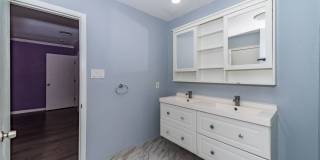 RENOVATED 2-BEDROOM TOWNHOME IN AHISD Gallery 25