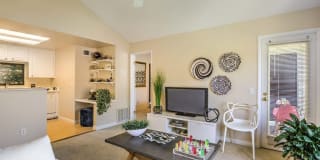 The Overlook at Bernardo Heights Gallery 206