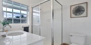76 W Fairview W W Gallery 24