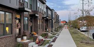 Room in 3 Bedroom Home at Chastain Ave Gallery 1