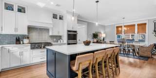 44 Cowart Avenue Gallery 11