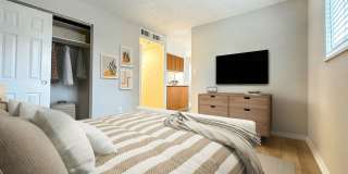 Aurora Meadows Gallery 31