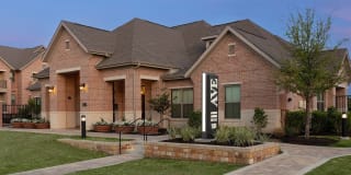 AVE Las Colinas Gallery 3
