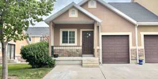 Beautiful Draper Townhome at Bella Monte! Gallery 1