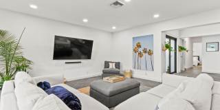 630 NE 15th Place Gallery 9