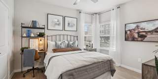 Bainbridge Creekside Gallery 9
